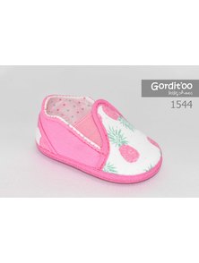 PANCHITA BEBA CON TALON FLORES Y CEREZAS